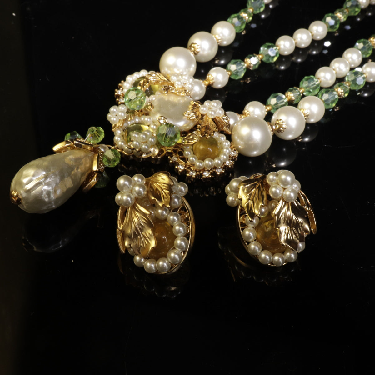 The Pearl Set
